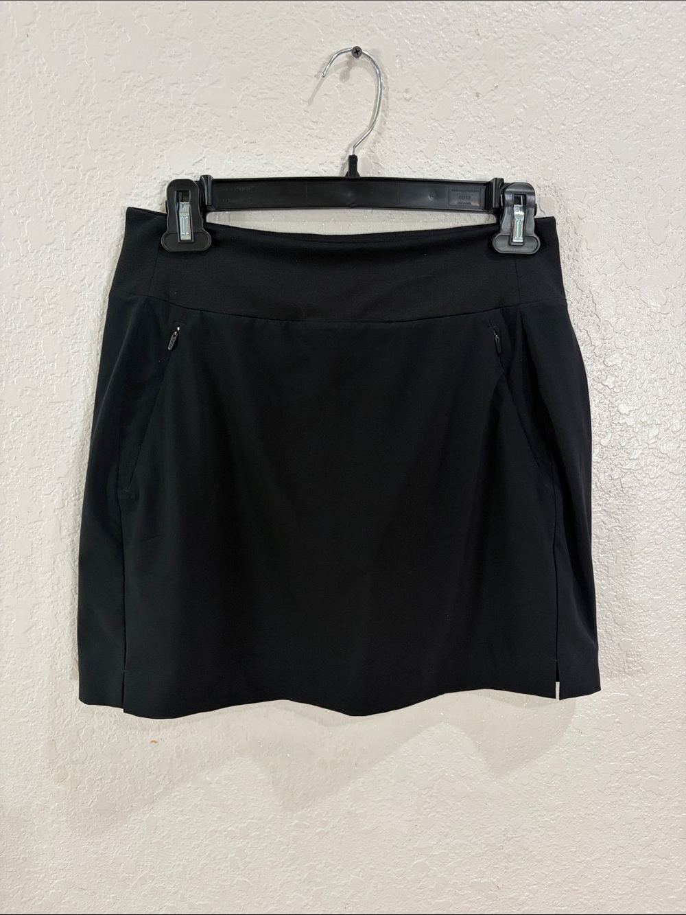 Athleta,Classic Black Women's Skirt - short,Size 2